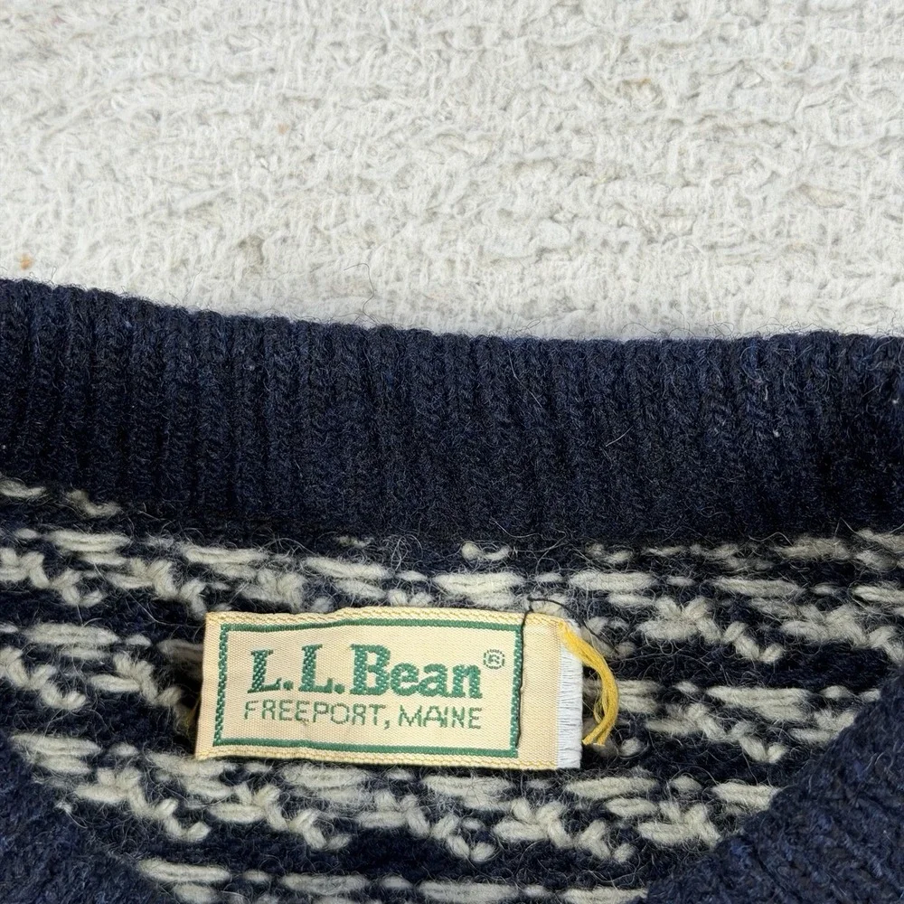 Vintage LL Bean Sweater Mens Medium Navy Birdseye Wool Fisherman Knit Pullover